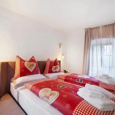 Boutique Santer Klause 4* Мерано