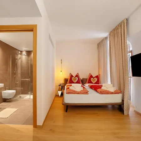 Boutique Santer Klause Гостевой дом 4*