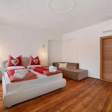 Boutique Santer Klause 4* Мерано