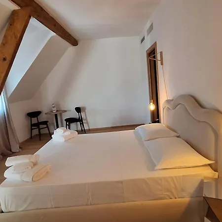 Boutique Santer Klause Мерано