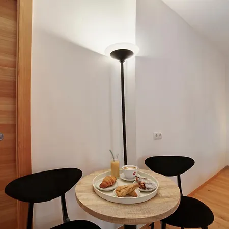 מלון Santer Klause 4*